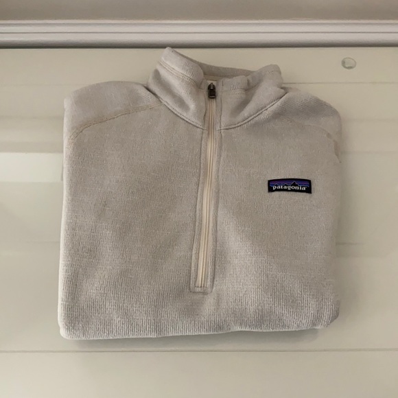 Patagonia Jackets & Blazers - PATEGONIA 1/4 Zip Fleece